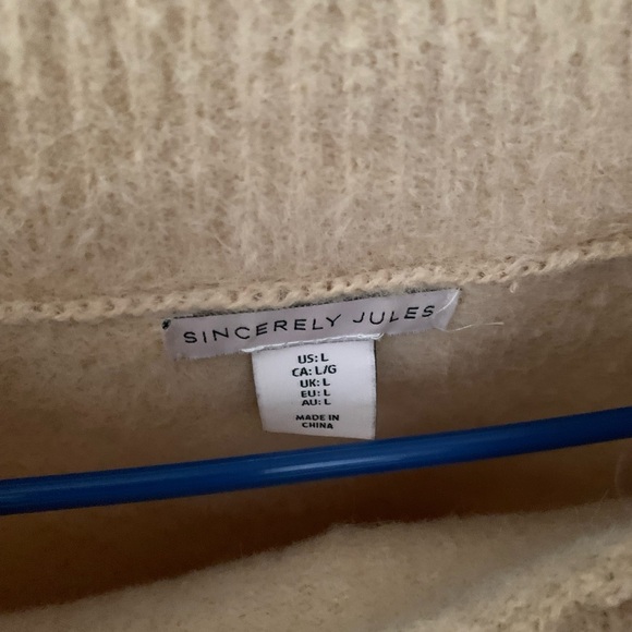 Sincerely Jules Women’s tan cotton sweater - Picture 3 of 7